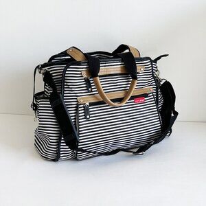 Skip Hop - Large Duffle Bag